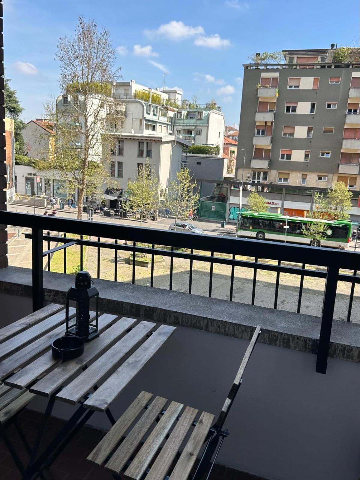 Modern Apartments Mm3 Afforifn Only 15 Min From Duomo Milán Exterior foto