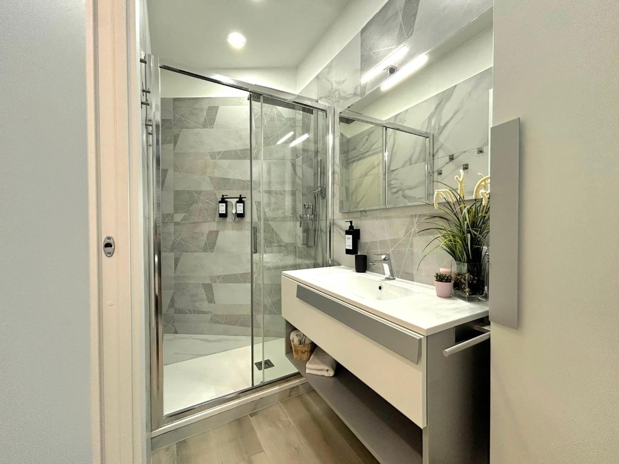 Modern Apartments Mm3 Afforifn Only 15 Min From Duomo Milán Exterior foto